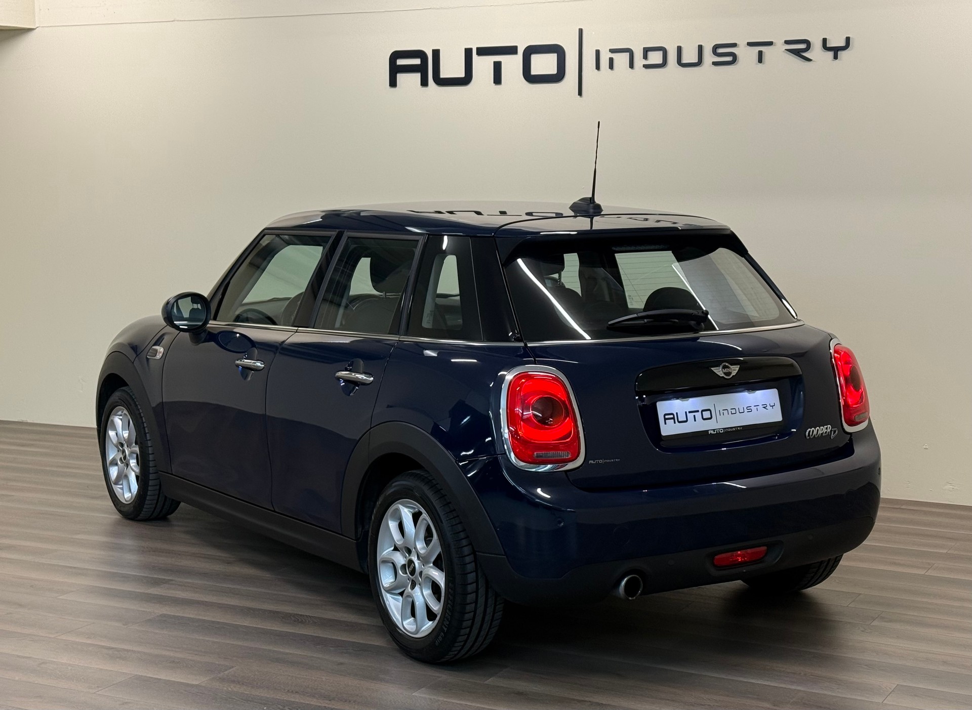 MINI Cooper D Steptronic-image-10