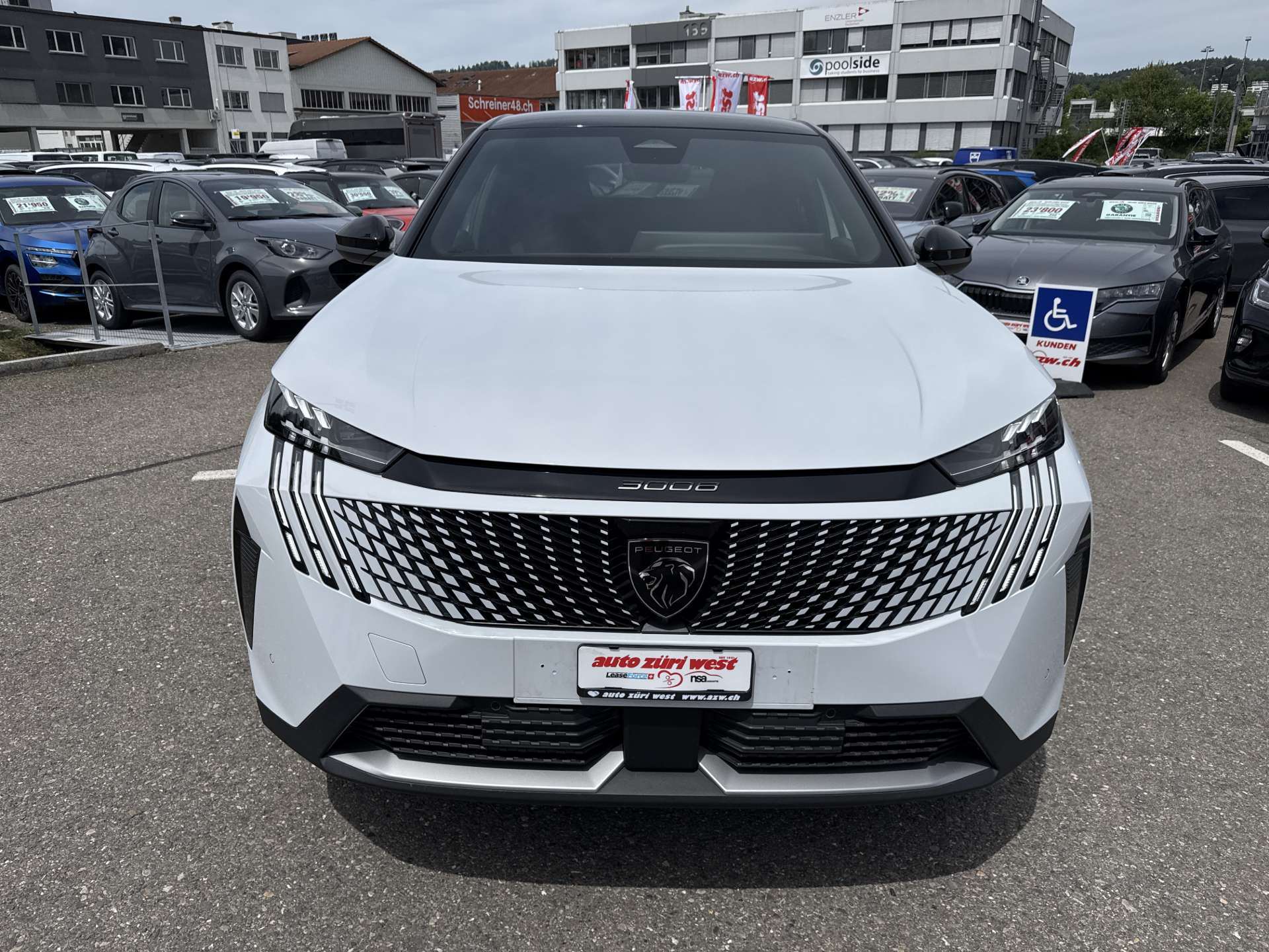 PEUGEOT 3008 145 GT Hybrid e-DCS-Automat-image-13