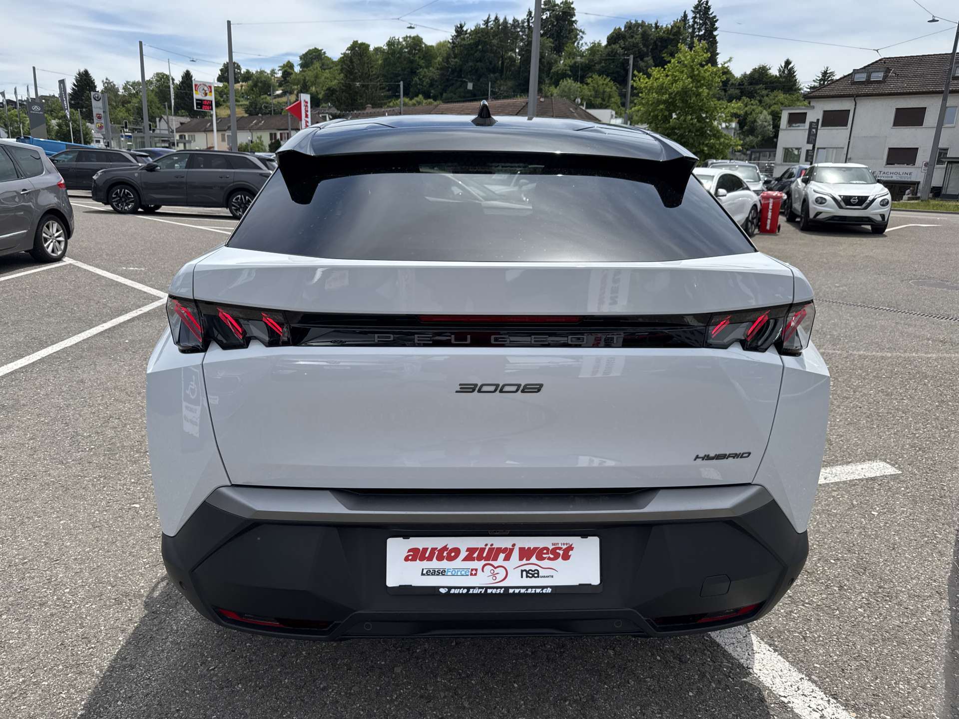 PEUGEOT 3008 145 GT Hybrid e-DCS-Automat-image-14