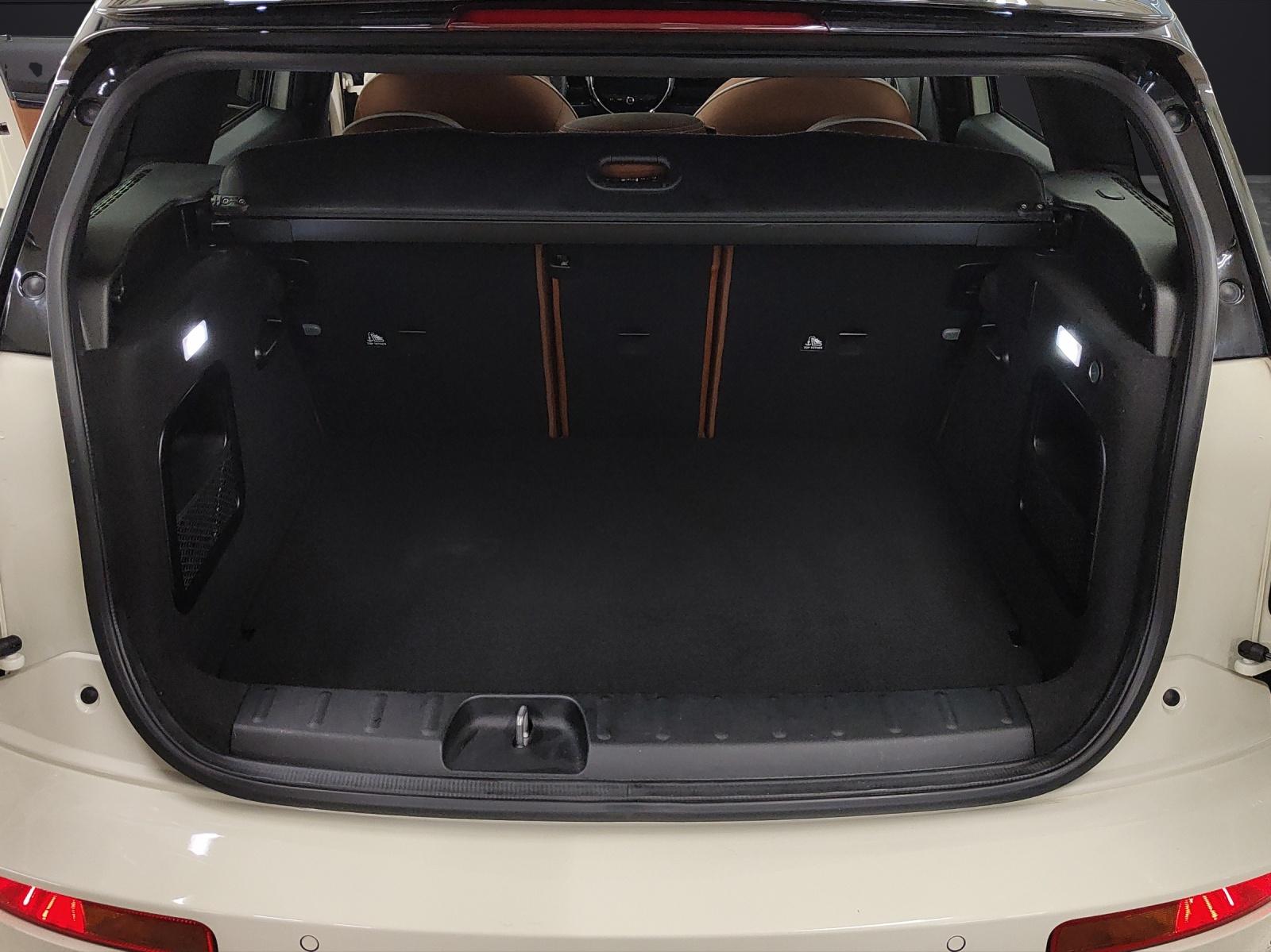 MINI Clubman F54 2.0i John Cooper Works ALL4-image-16