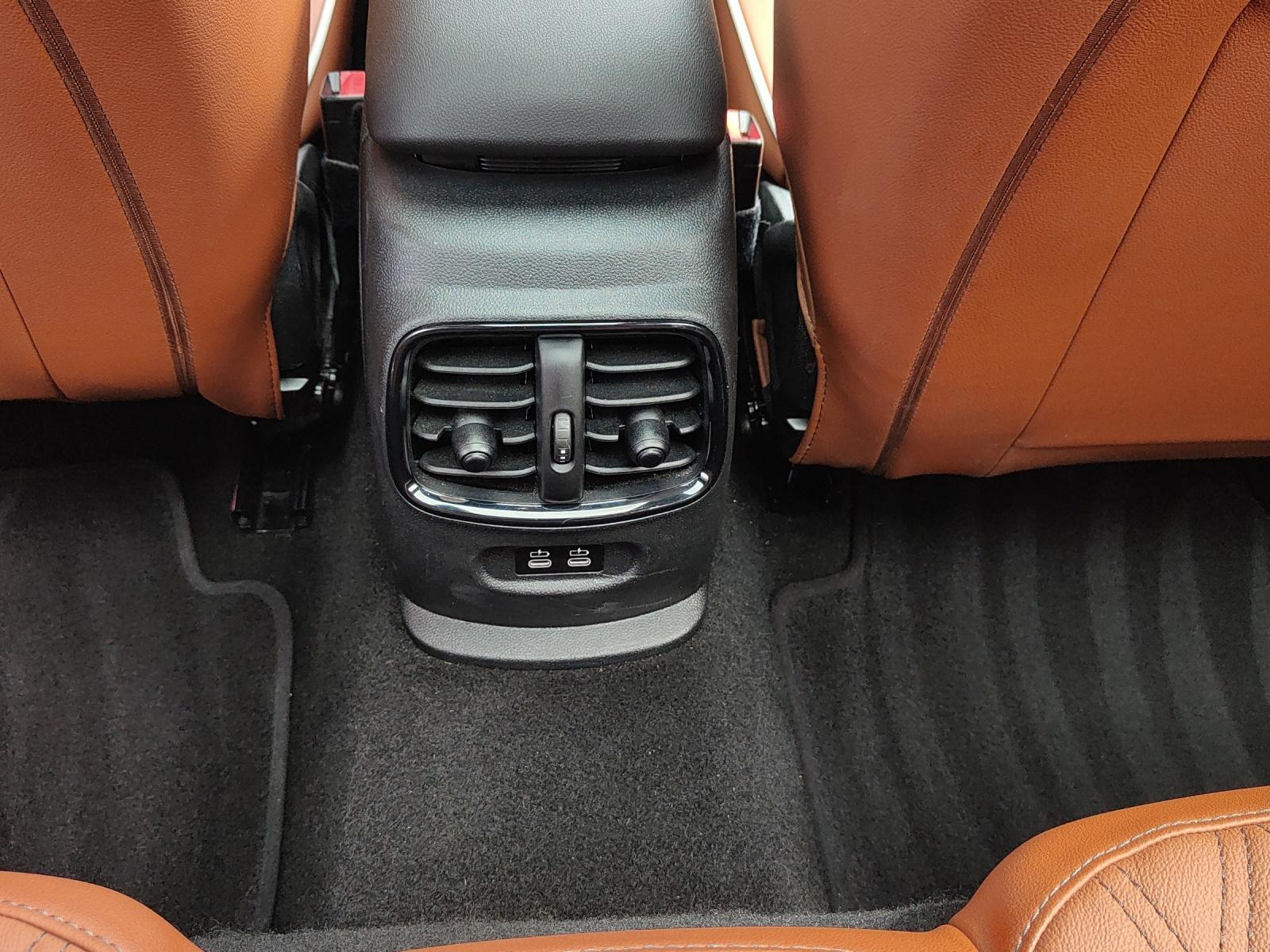 MINI Clubman F54 2.0i John Cooper Works ALL4-image-22