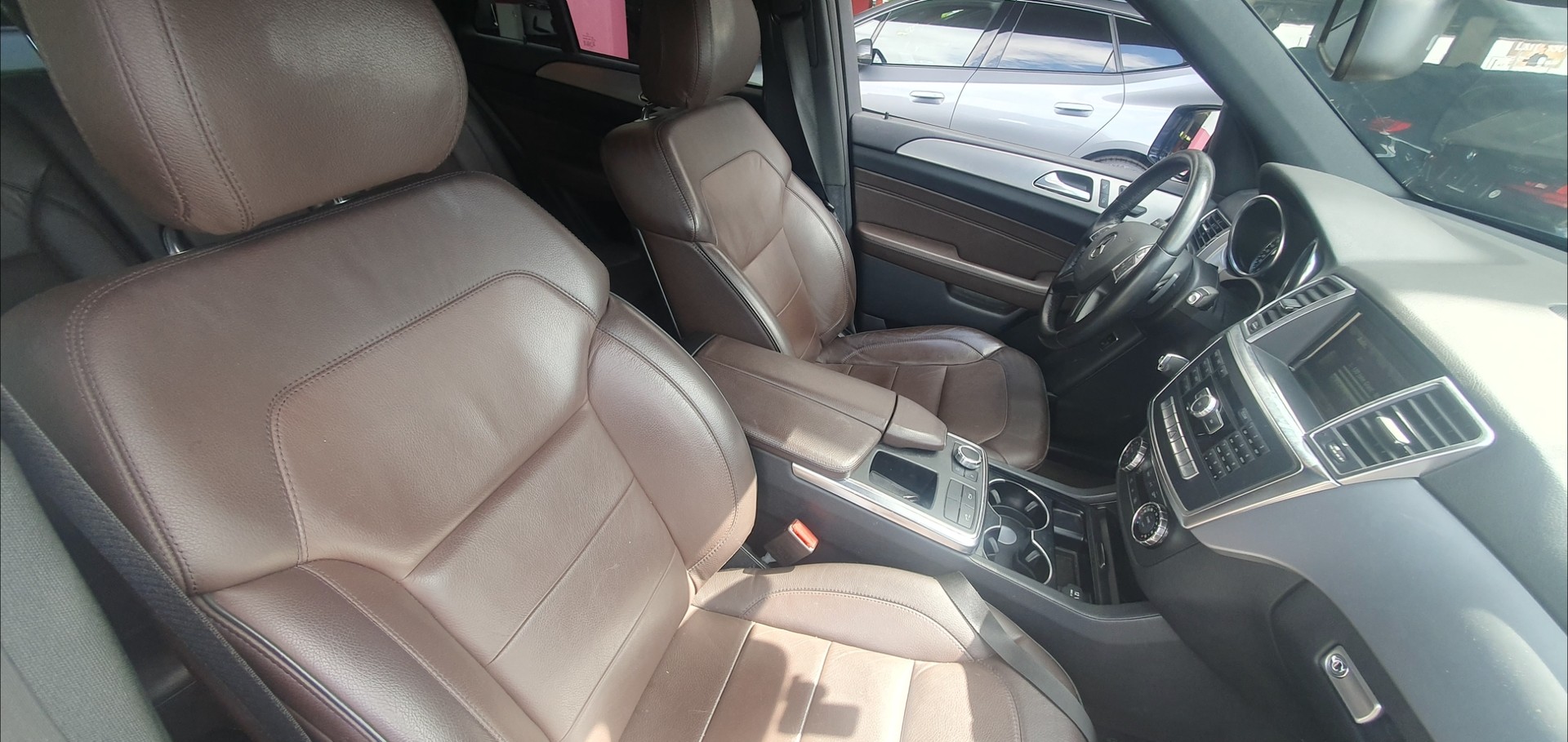 MERCEDES-BENZ ML 350 BlueTEC Executive 4Matic 7G-Tronic-image-13