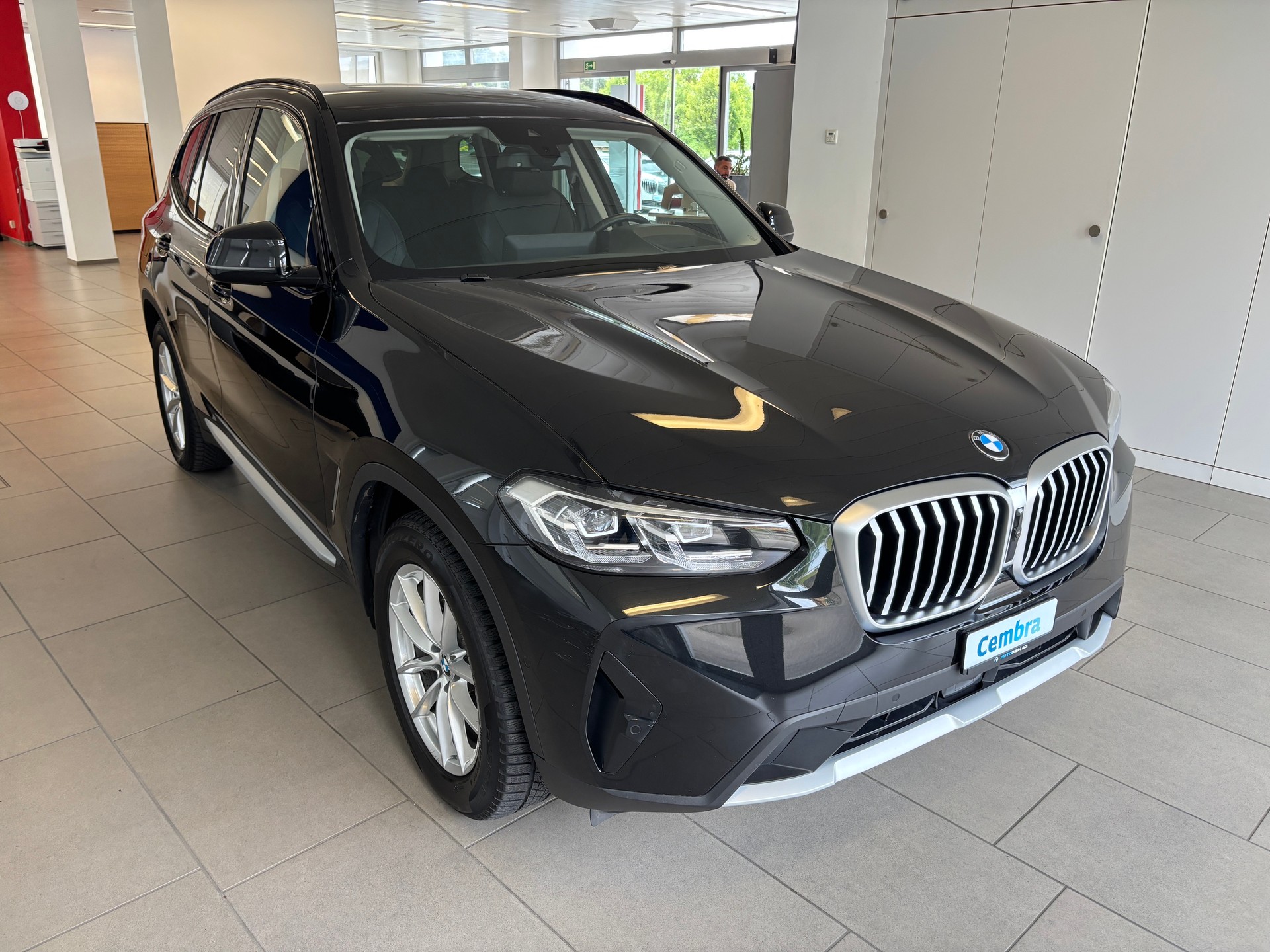 BMW X3 xDrive 20i-image-1