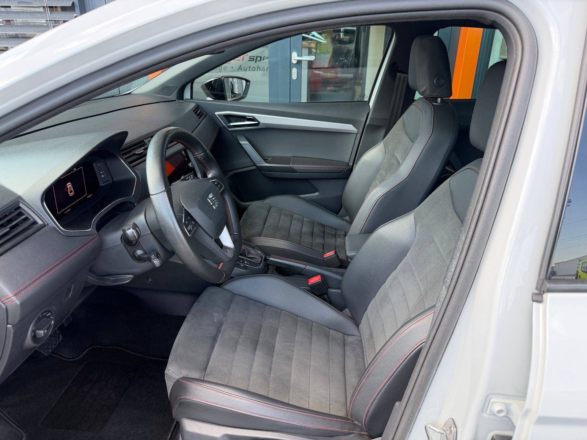 SEAT Ibiza 1.0 EcoTSI DSG Swiss FR-image-12