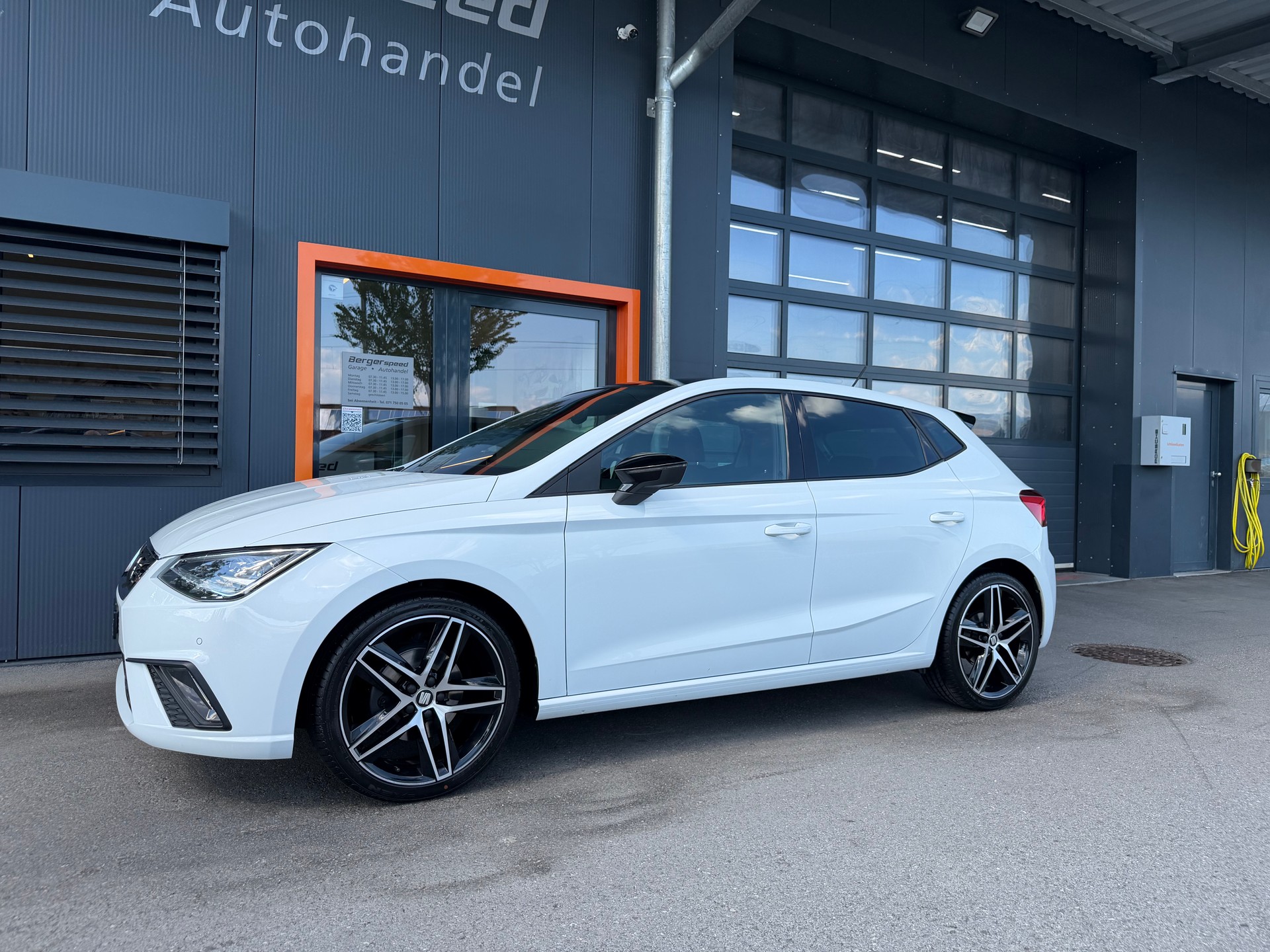 SEAT Ibiza 1.0 EcoTSI DSG Swiss FR-image-5