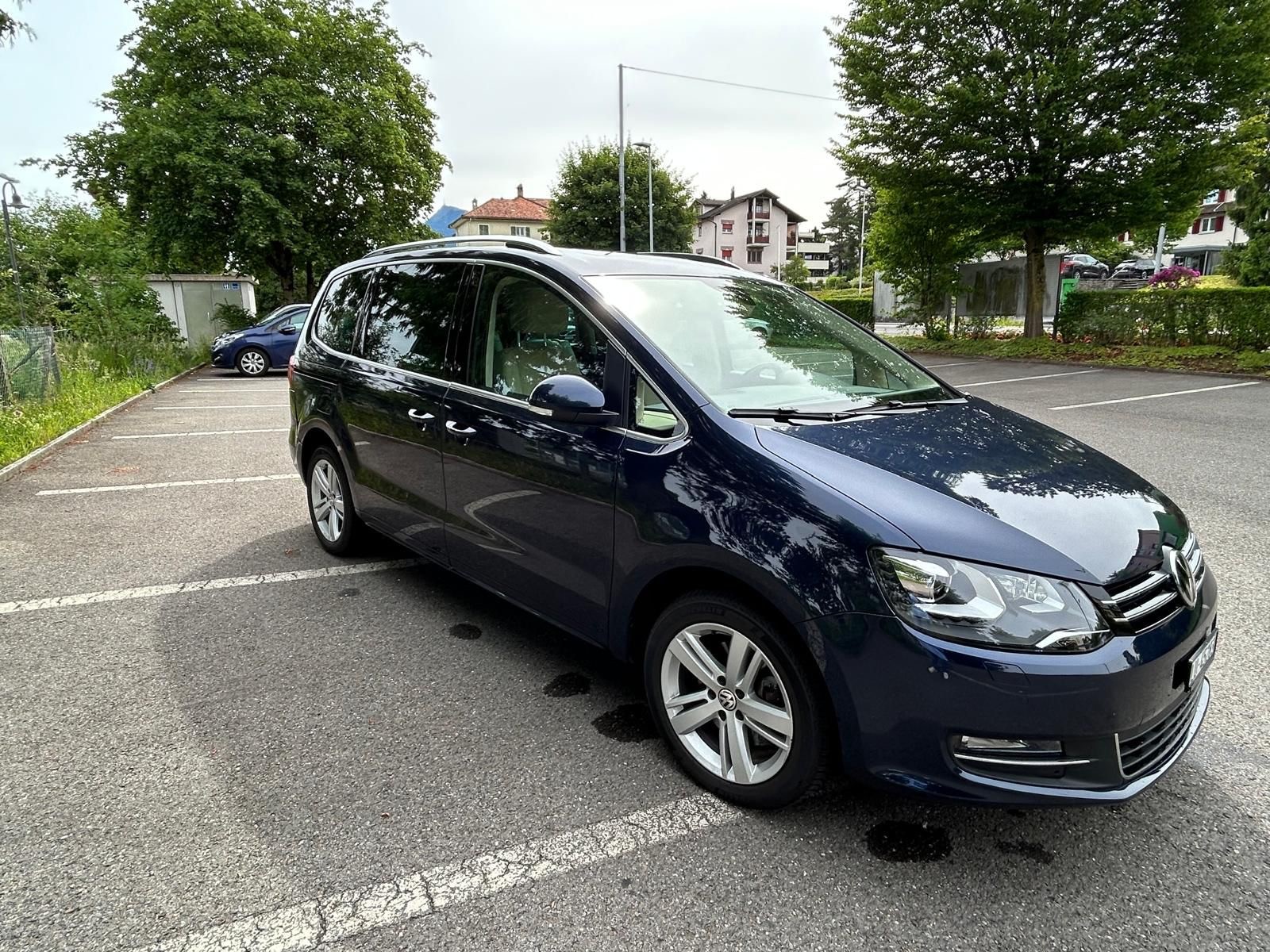 VW SHARAN-image-3