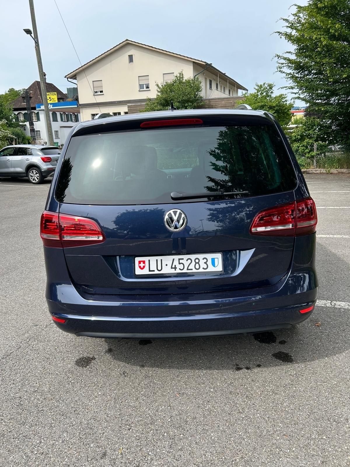 VW SHARAN-image-2