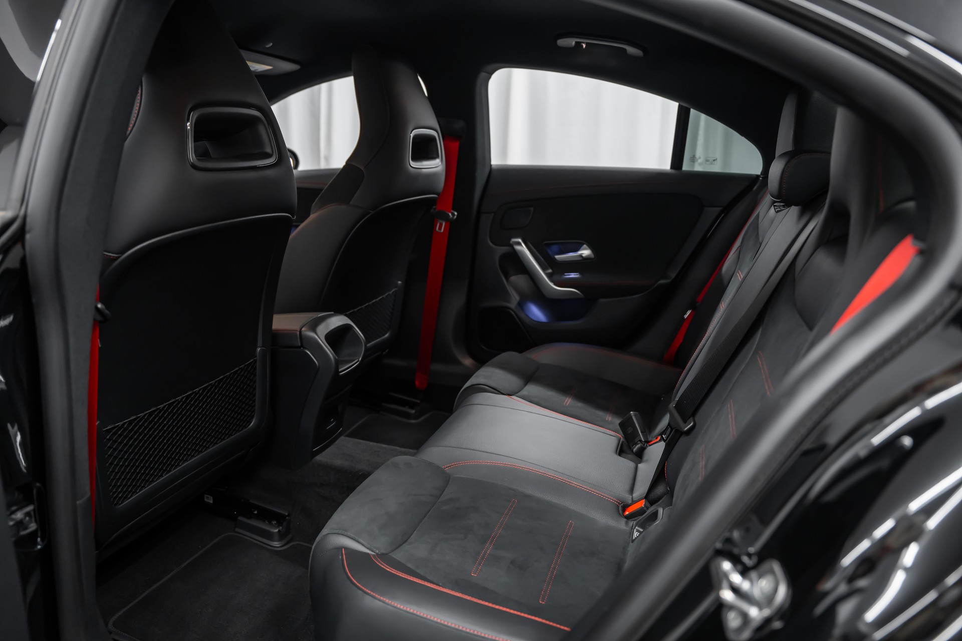 MERCEDES-BENZ CLA 45 S AMG 4Matic+ 8G-DCT *AMG-Drivers*360°*Night-Paket*Track Pack*-image-9