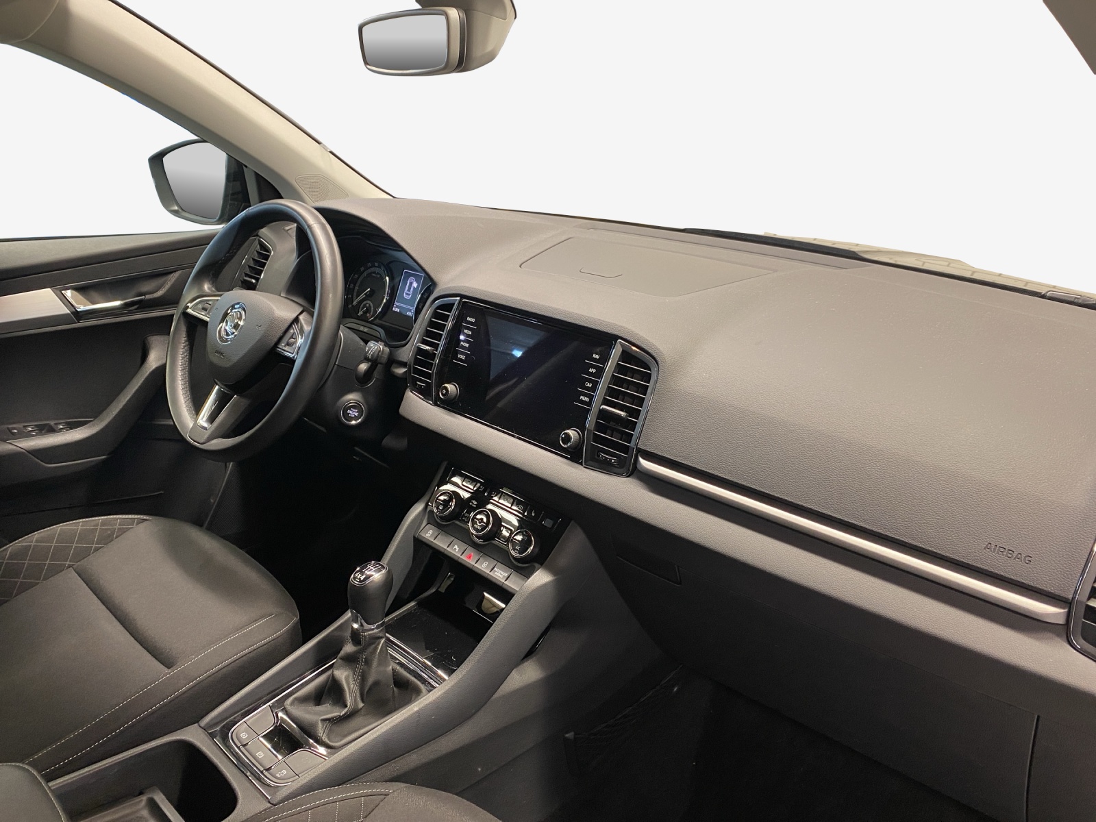 SKODA Karoq 2.0 TDI CR Ambition 4x4-image-13