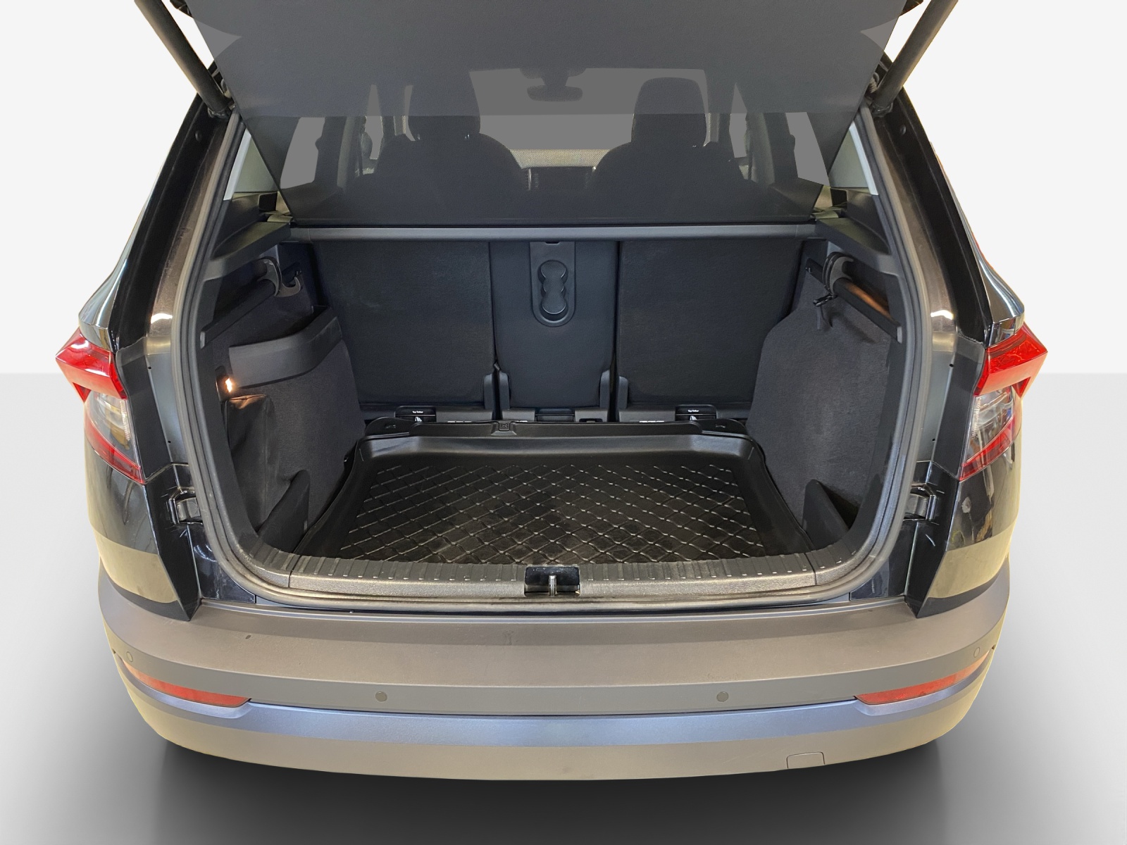 SKODA Karoq 2.0 TDI CR Ambition 4x4-image-12