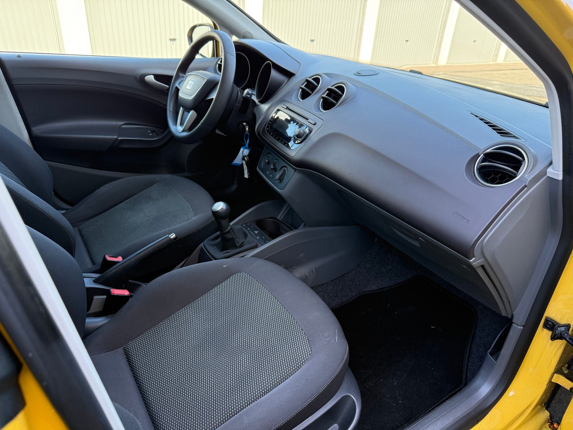 SEAT Ibiza 1.4 TDI Ecomotive Comfort-image-9