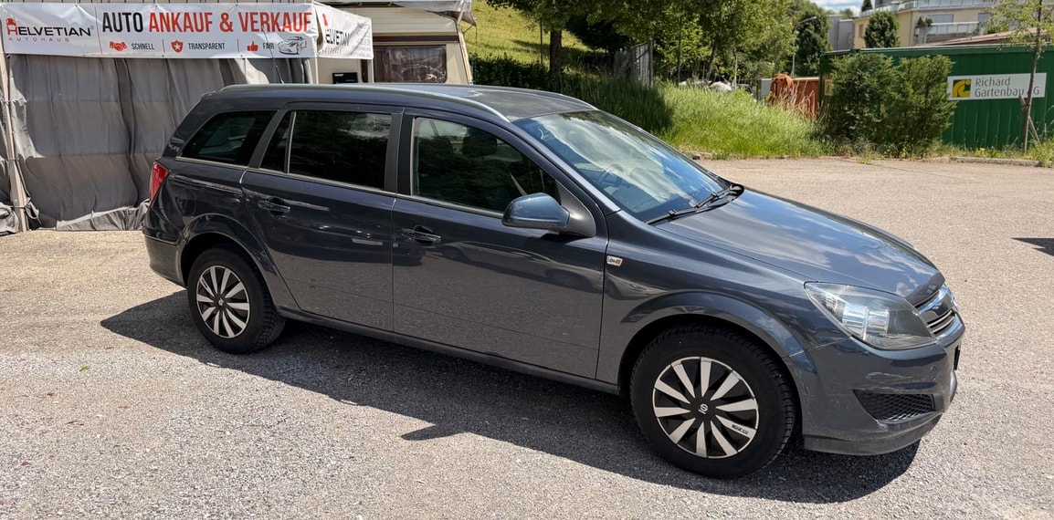 OPEL Astra Caravan 1.8i 16V Anniversary Ed. Aut.-image-1