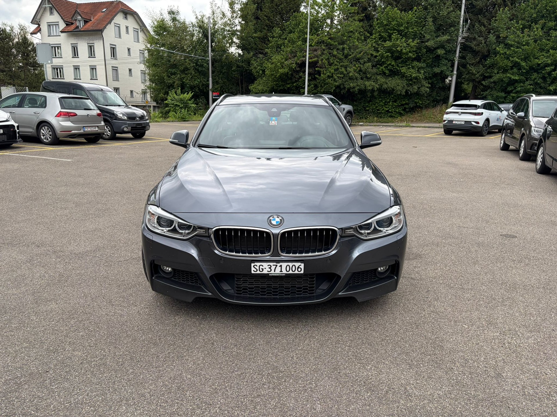 BMW 335d xDrive Touring Steptronic-image-6