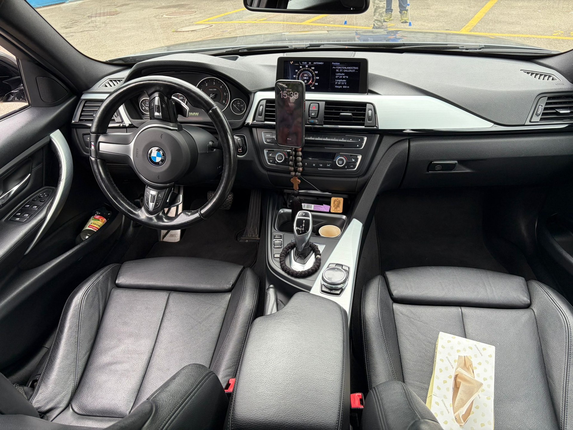 BMW 335d xDrive Touring Steptronic-image-8