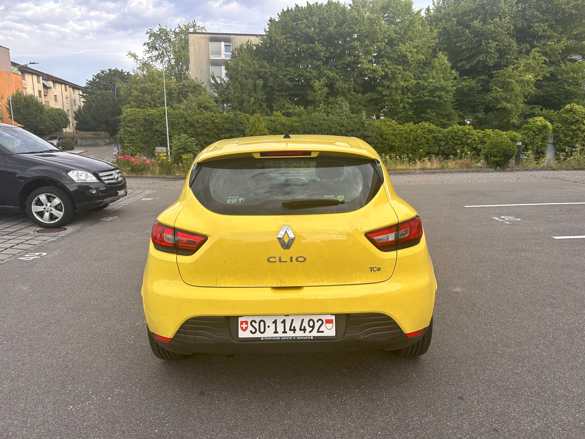 RENAULT Clio 0.9 12V Swiss Edition-image-4