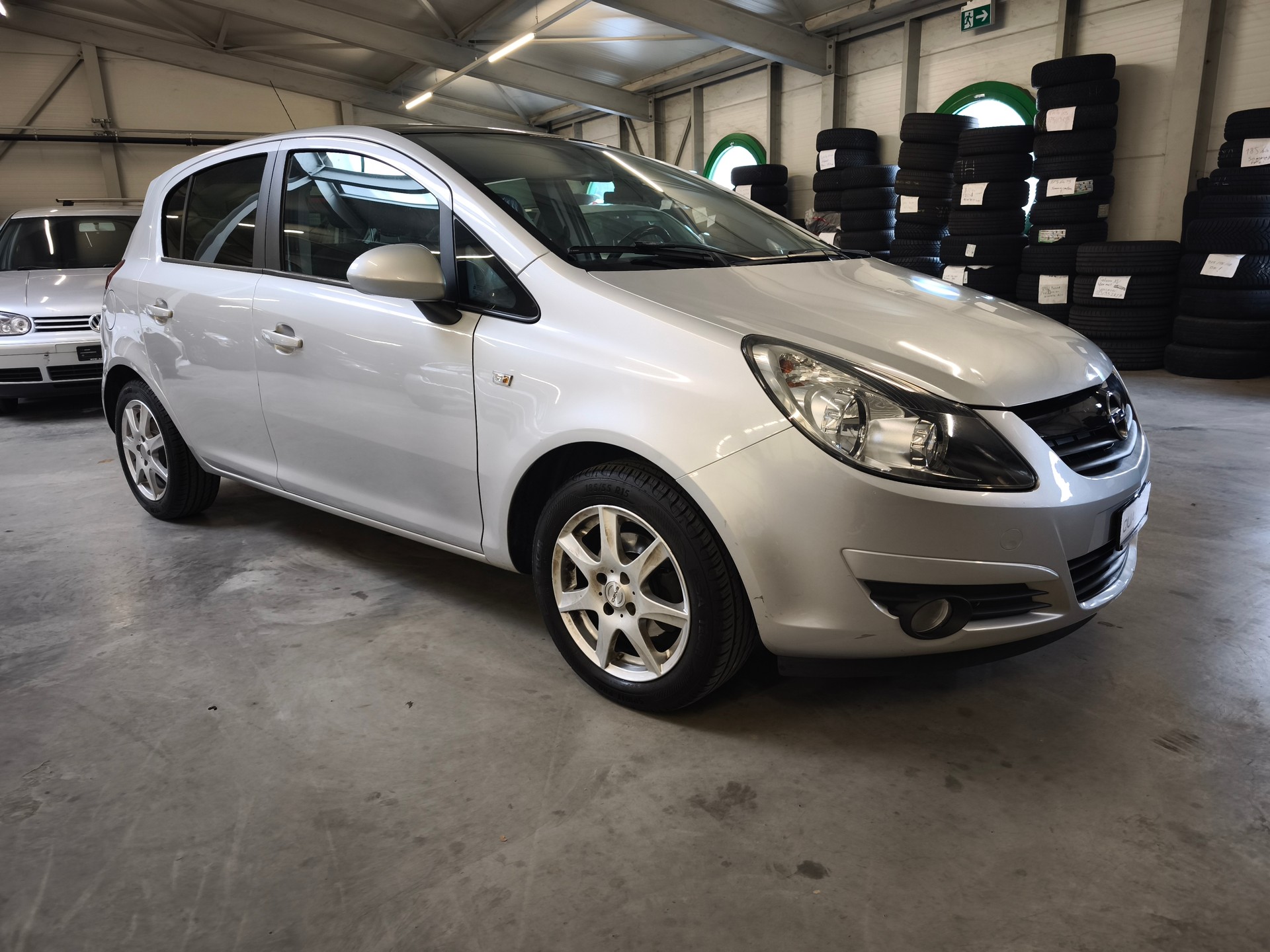 OPEL Corsa 1.4 TP Color Edition Automatic-image-1