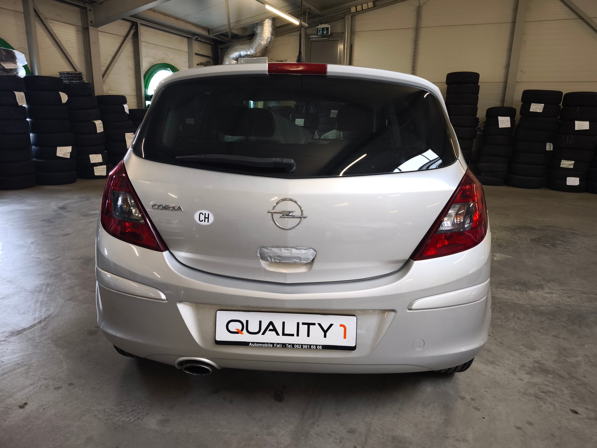 OPEL Corsa 1.4 TP Color Edition Automatic-image-3