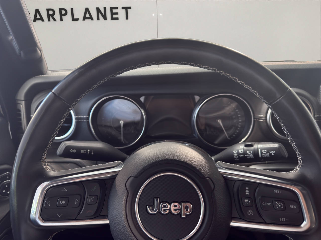 JEEP Wrangler 2.0 Turbo 4xe Sahara Unlimited-image-9