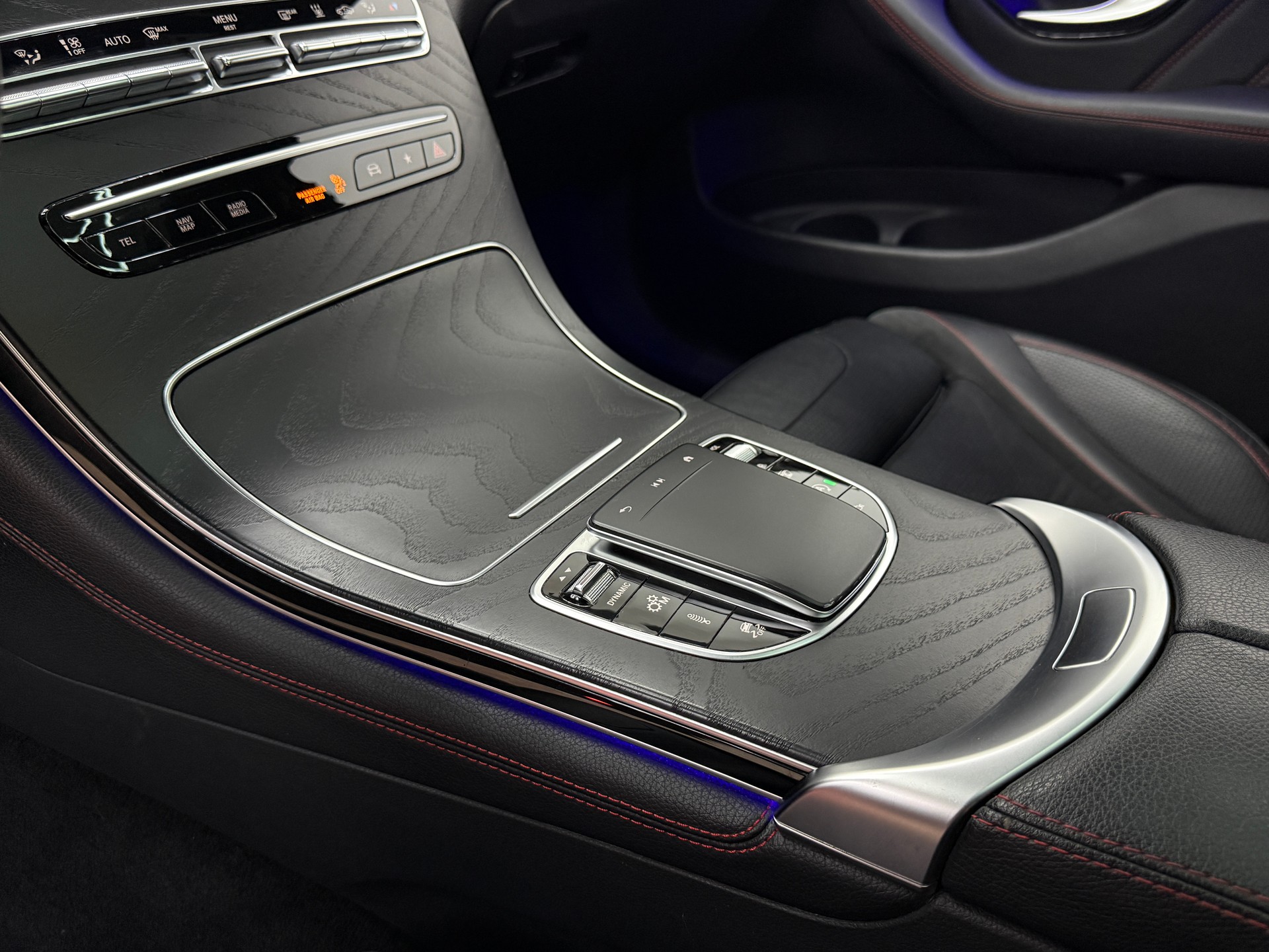 MERCEDES-BENZ GLC 43 AMG 4Matic 9G-Tronic-image-27