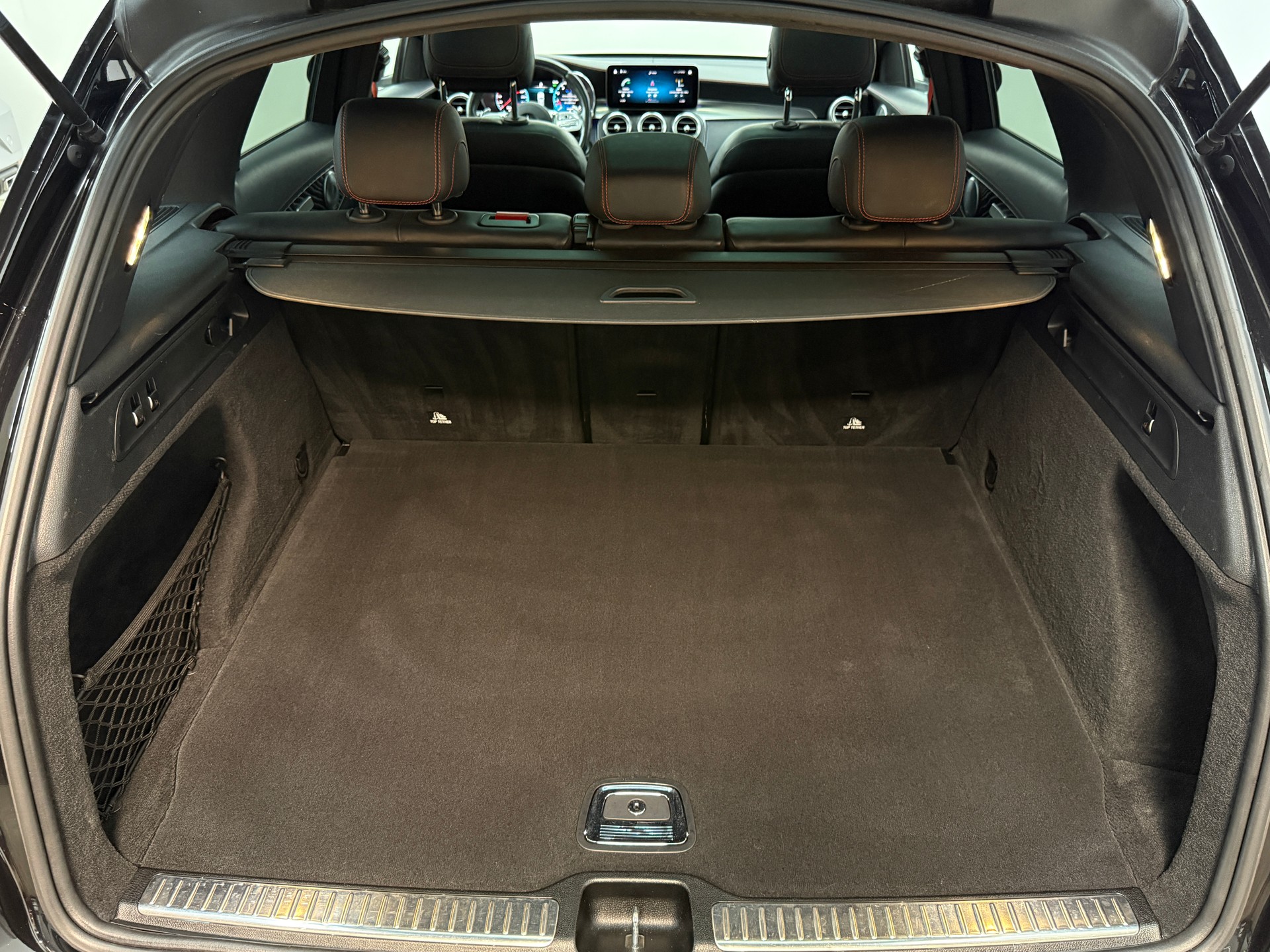 MERCEDES-BENZ GLC 43 AMG 4Matic 9G-Tronic-image-23