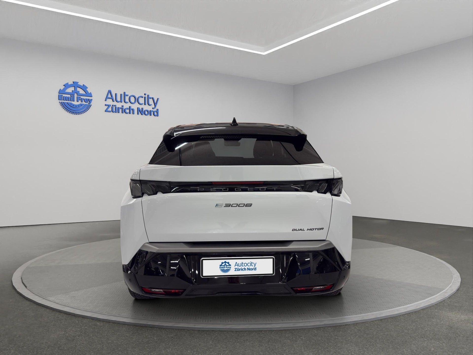 PEUGEOT 3008 e-Launch Edition AWD-image-2