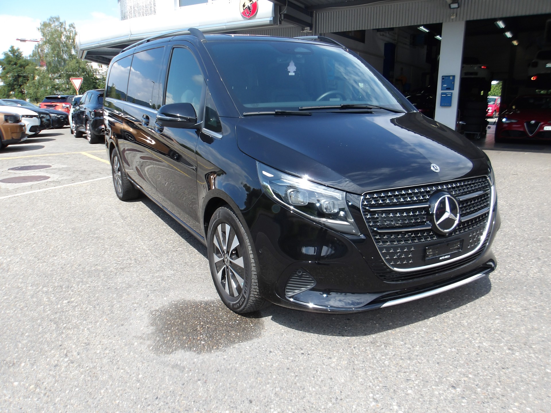MERCEDES-BENZ V 300 d lang Style 9G-Tronic-image-5