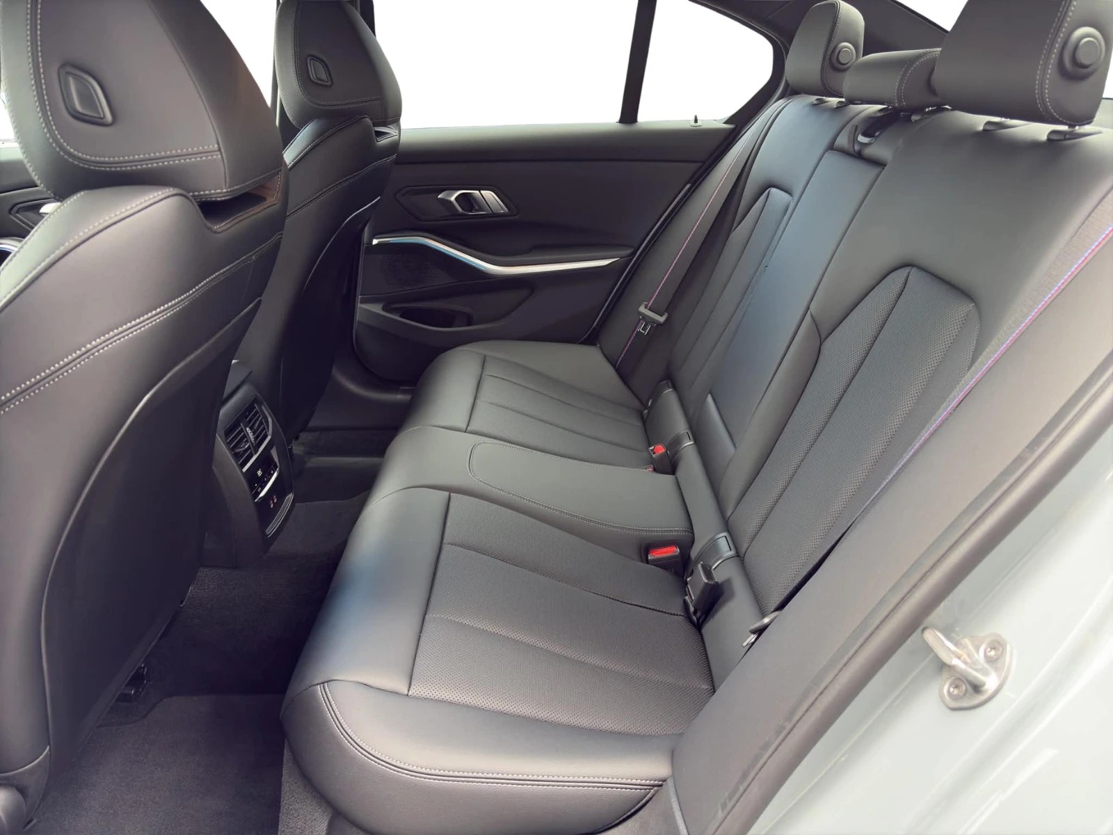 BMW M340i xDrive 48V Steptronic M Sport Pro-image-15