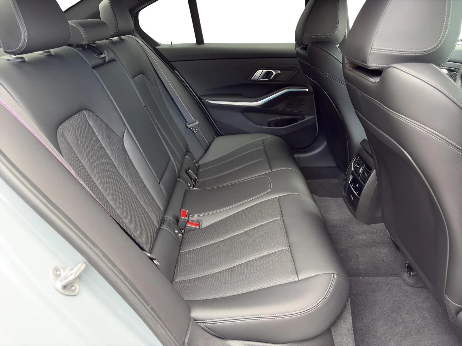 BMW M340i xDrive 48V Steptronic M Sport Pro-image-16