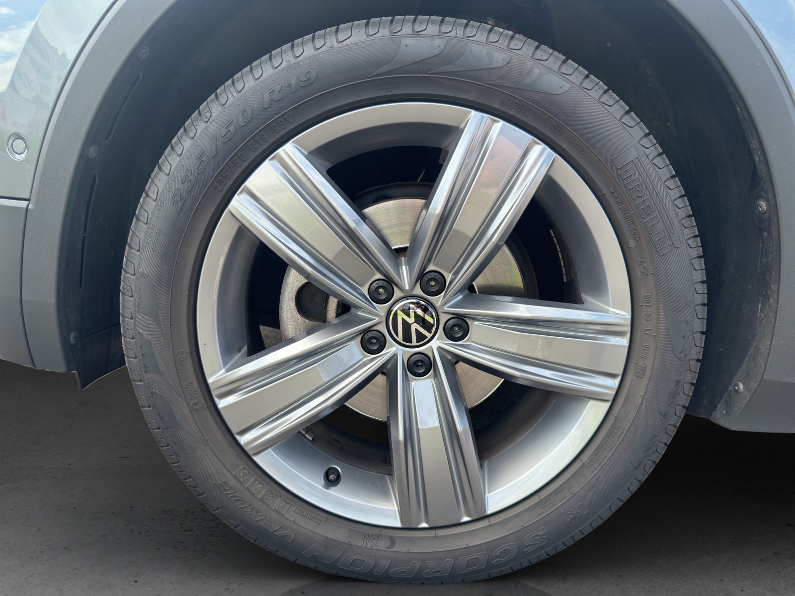 VW Tiguan Allspace 2.0 TDI SCR Elegance 4Motion DSG-image-10