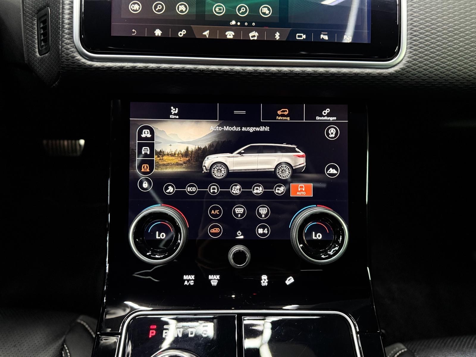 LAND ROVER Range Rover Velar R-Dynamic P 380 SE Automatic-image-14