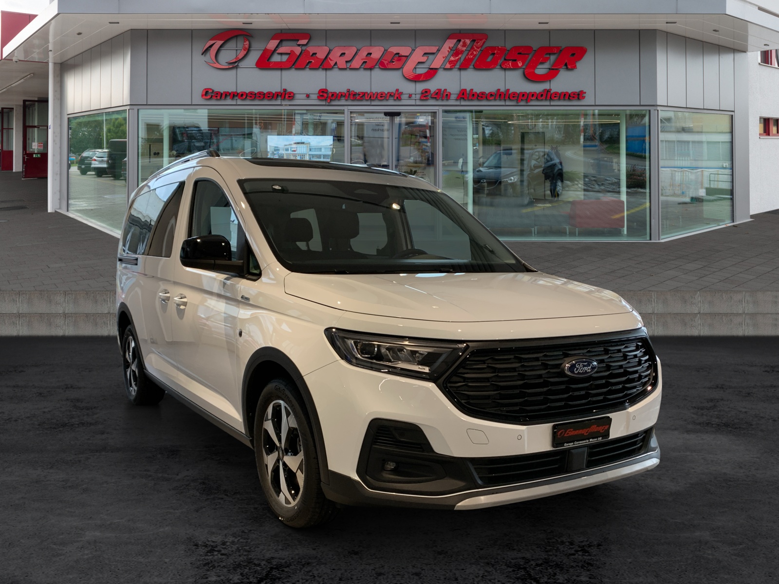 FORD Tourneo Grand Connect 150 Active PHEV-image-2