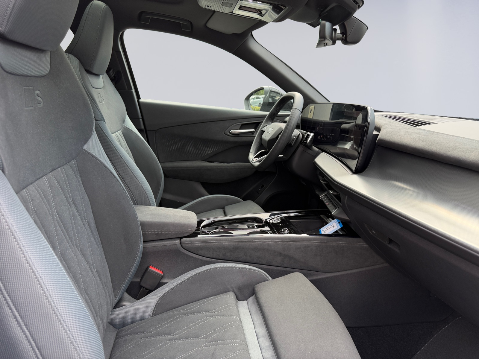 AUDI Q3 Sportback TFSI quattro 150 kW S tronic-image-14