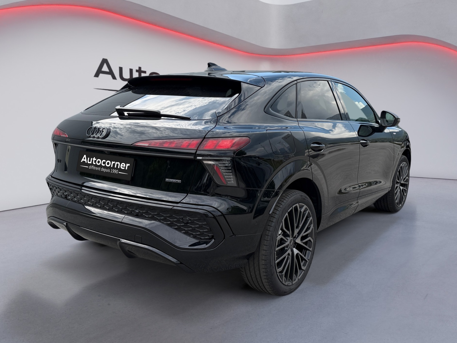 AUDI Q3 Sportback TFSI quattro 150 kW S tronic-image-4
