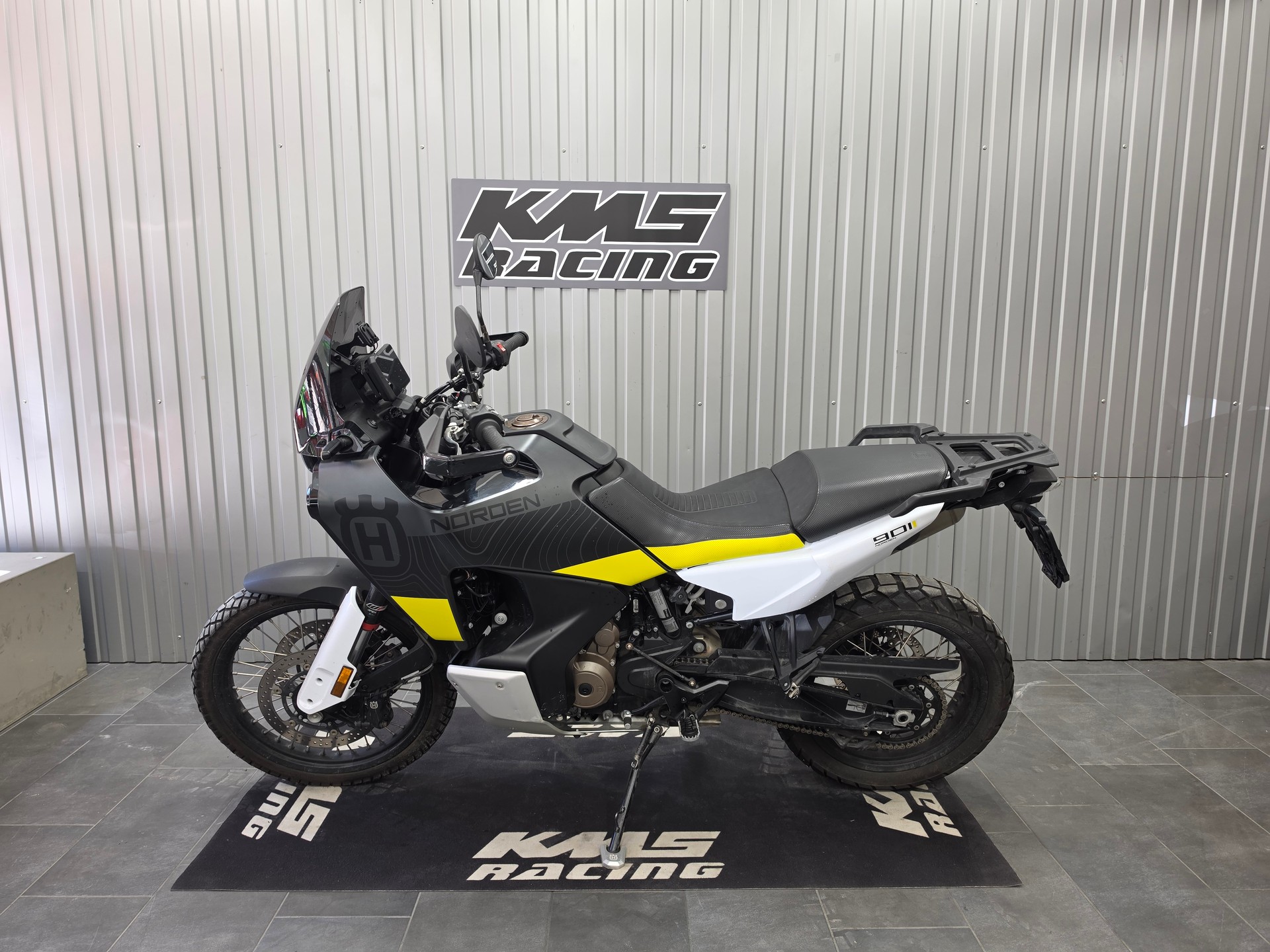 HUSQVARNA Norden 901-showroom-element-1
