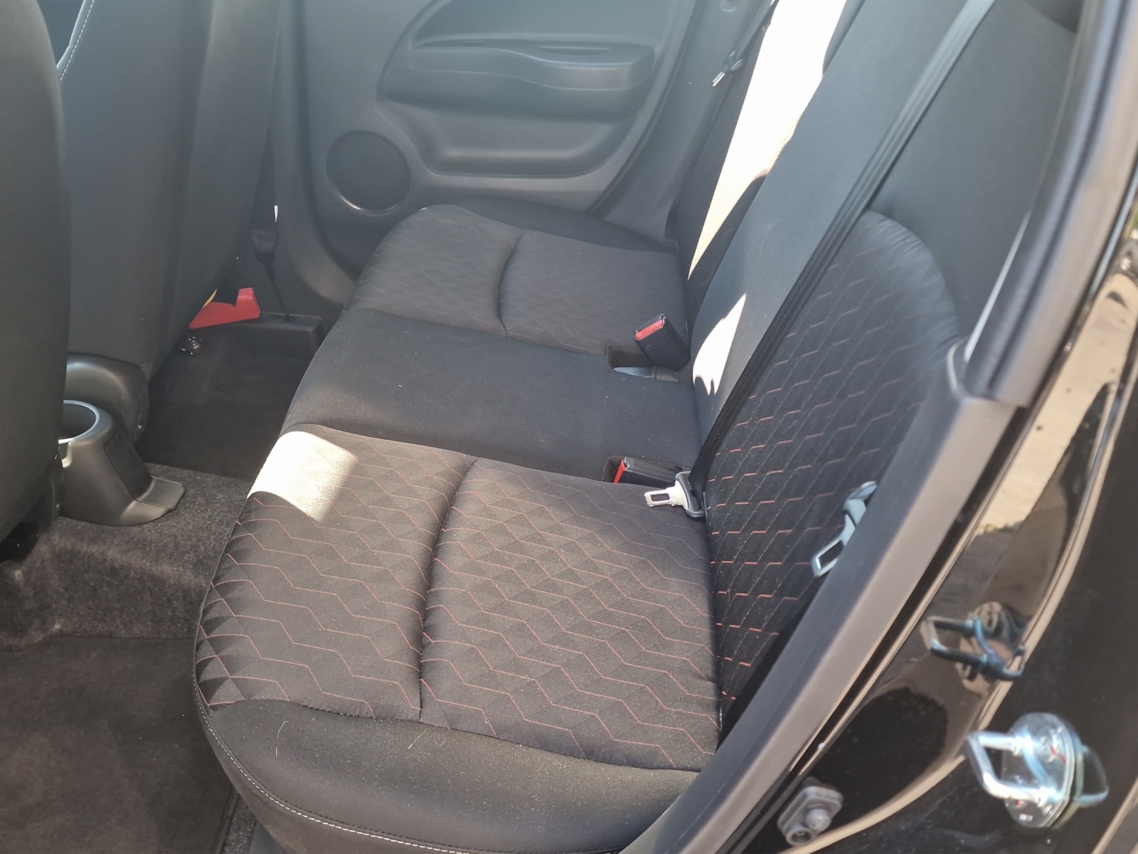 MITSUBISHI Space Star 1.2 CVT Invite-image-9