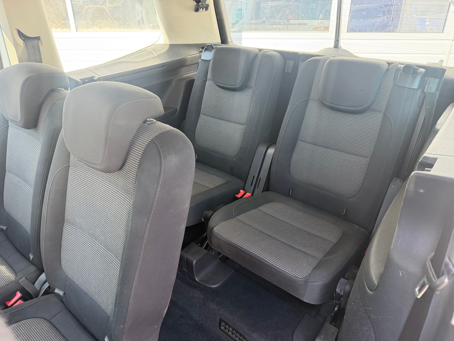 VW Sharan 2.0 TDI BMT Comfortline DSG-image-10