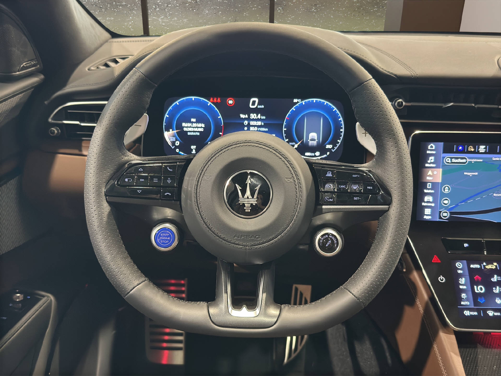 MASERATI Grecale 3.0 V6 Trofeo-image-9