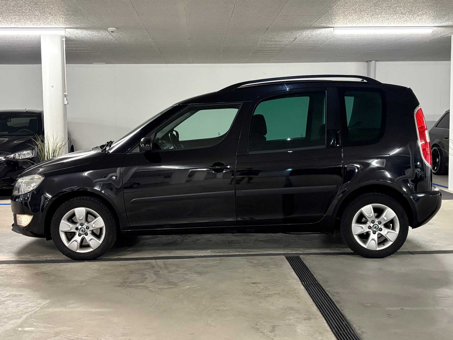SKODA Roomster 1.2 TSI Ambition (DSG Automat) Frisch ab MFK-image-3