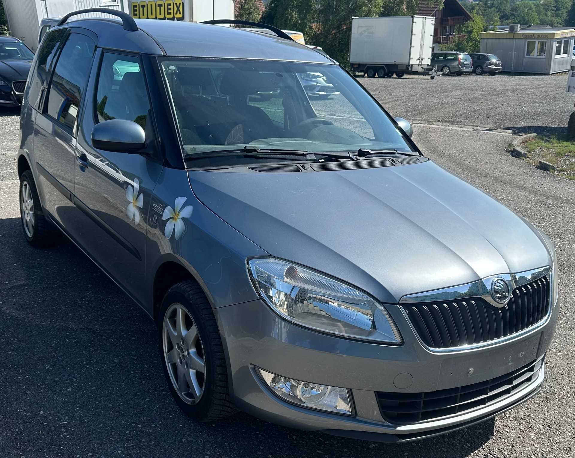 SKODA Roomster 1.2 TSI Fresh-image-4