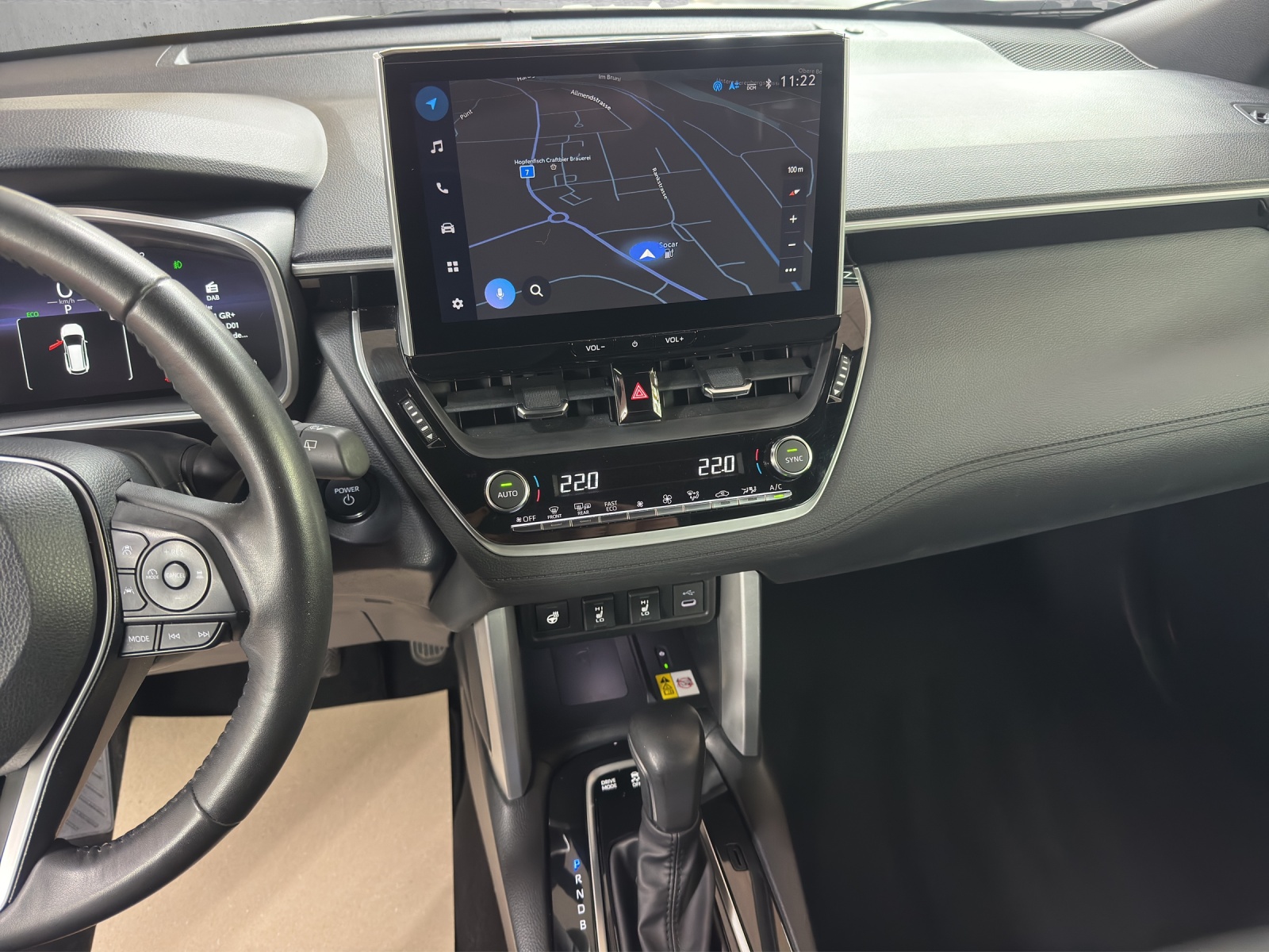 TOYOTA Corolla Cross 2.0 4WD Trend e-CVT-image-10