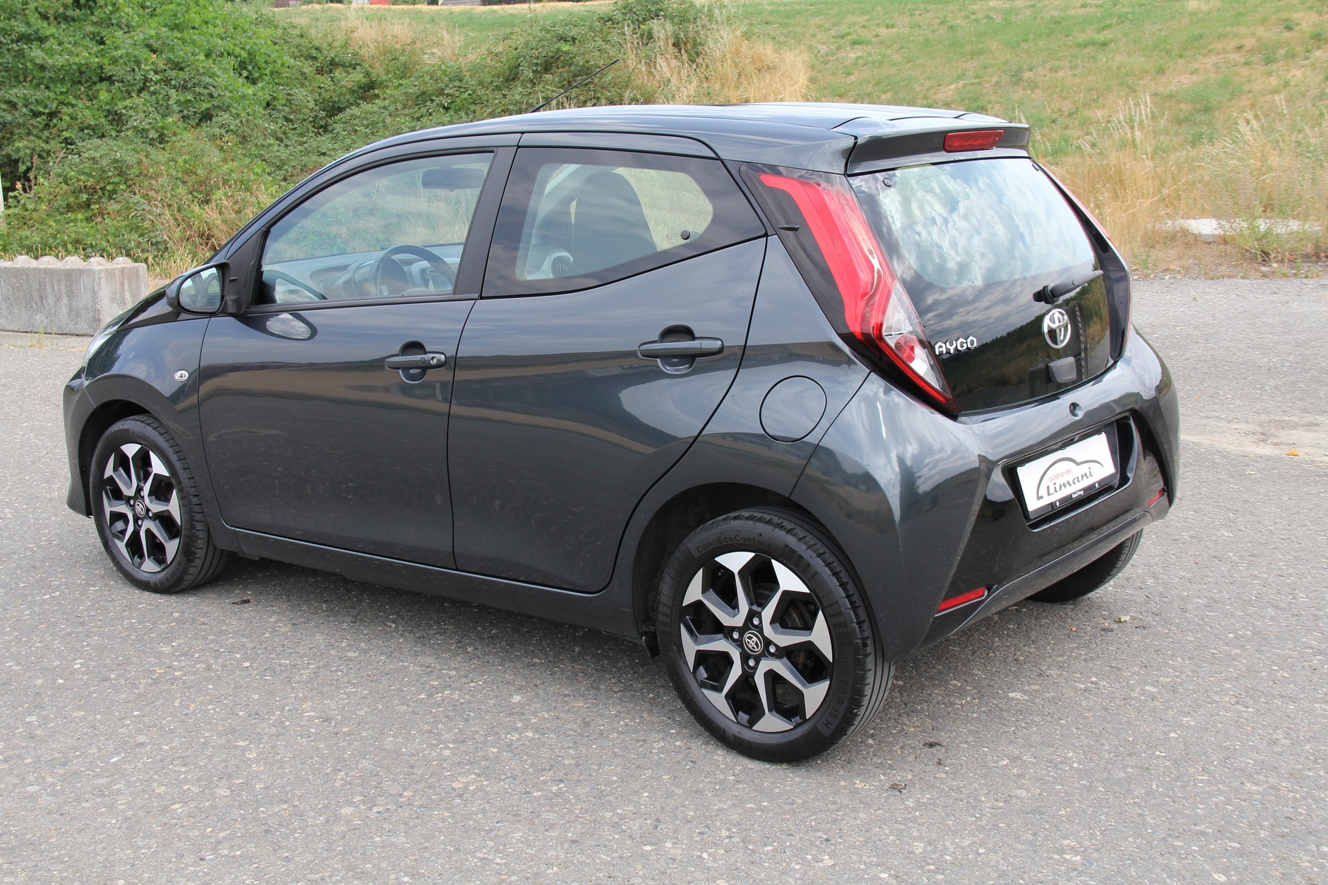 TOYOTA Aygo 1.0 VVT-i Limited Blue-image-6