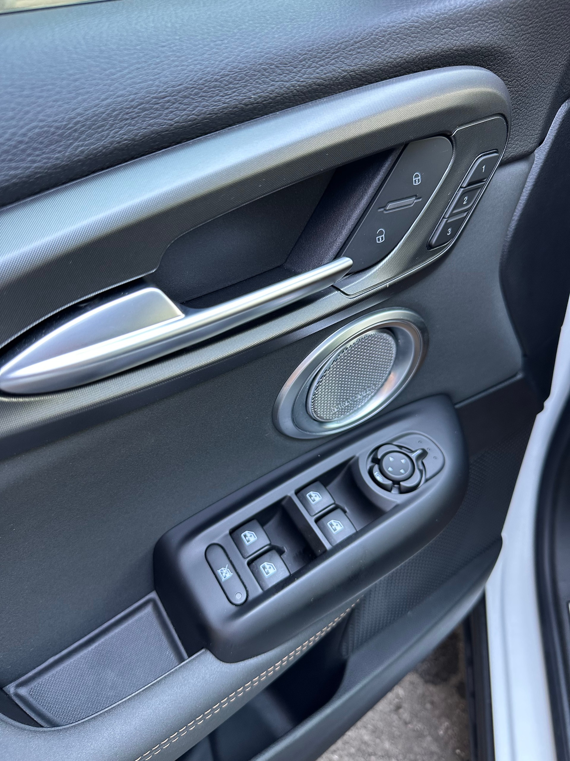 ALFA ROMEO Tonale 1.5 48V Hybrid Veloce Premium Tech-image-7