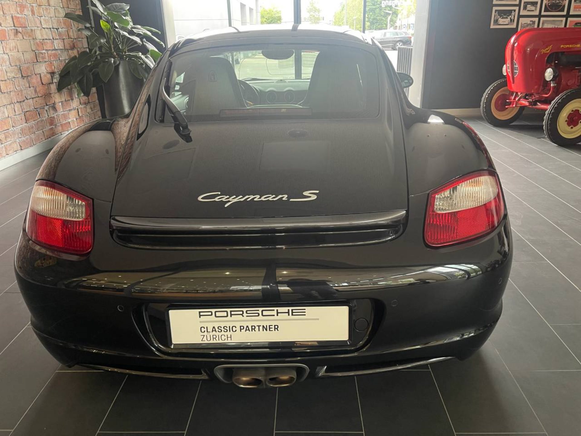 PORSCHE Cayman S-image-7