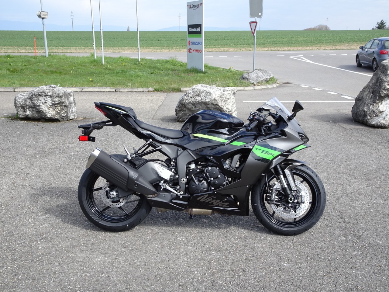 KAWASAKI Ninja ZX-6R