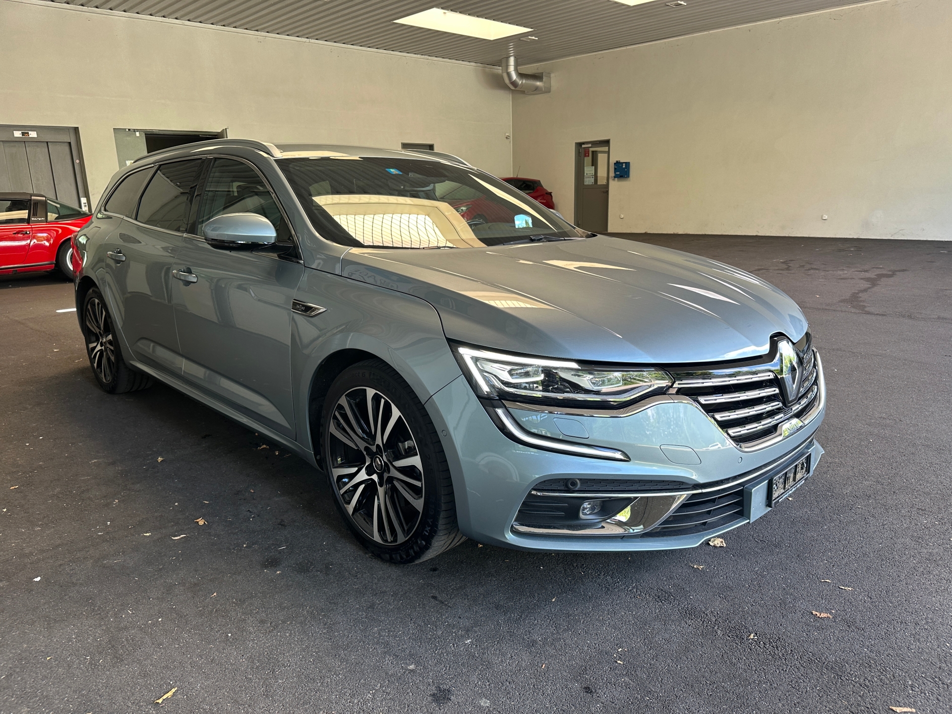 RENAULT Talisman Grandtour 1.8 TCe Ini-image-6