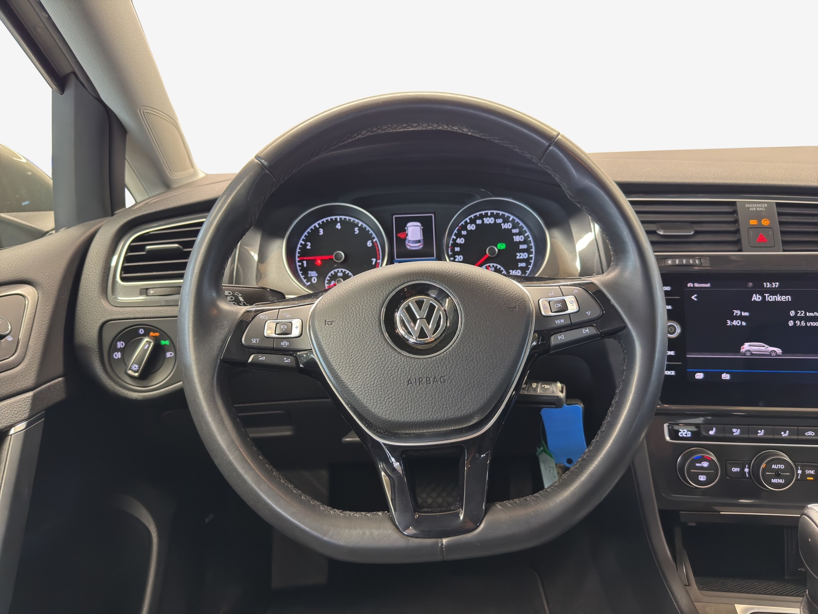 VW Golf 1.5 TSI EVO Comfortline DSG-image-9
