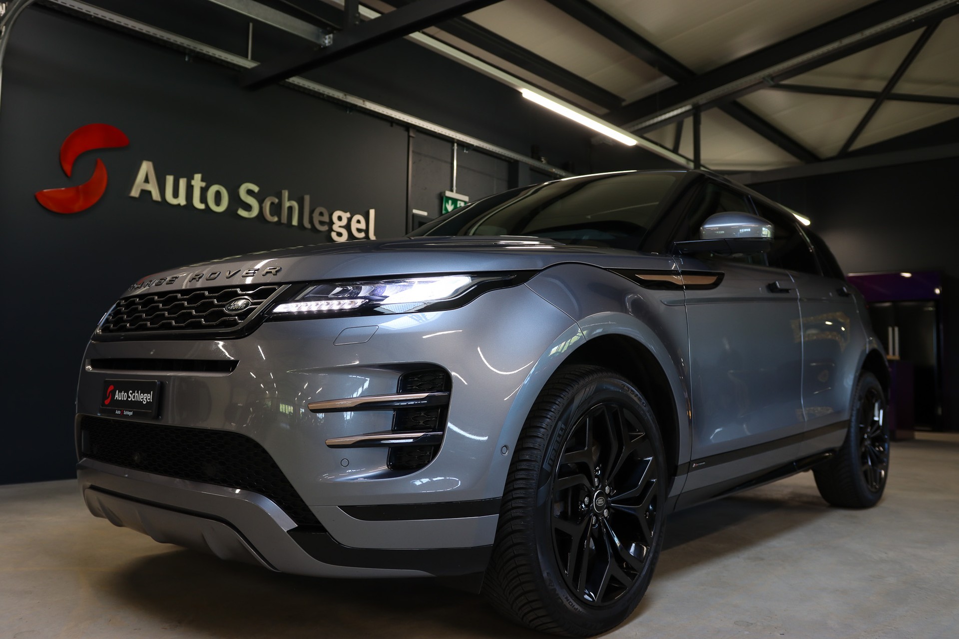 LAND ROVER Range Rover Evoque R-Dynamic D 240 SE AT9-image-7