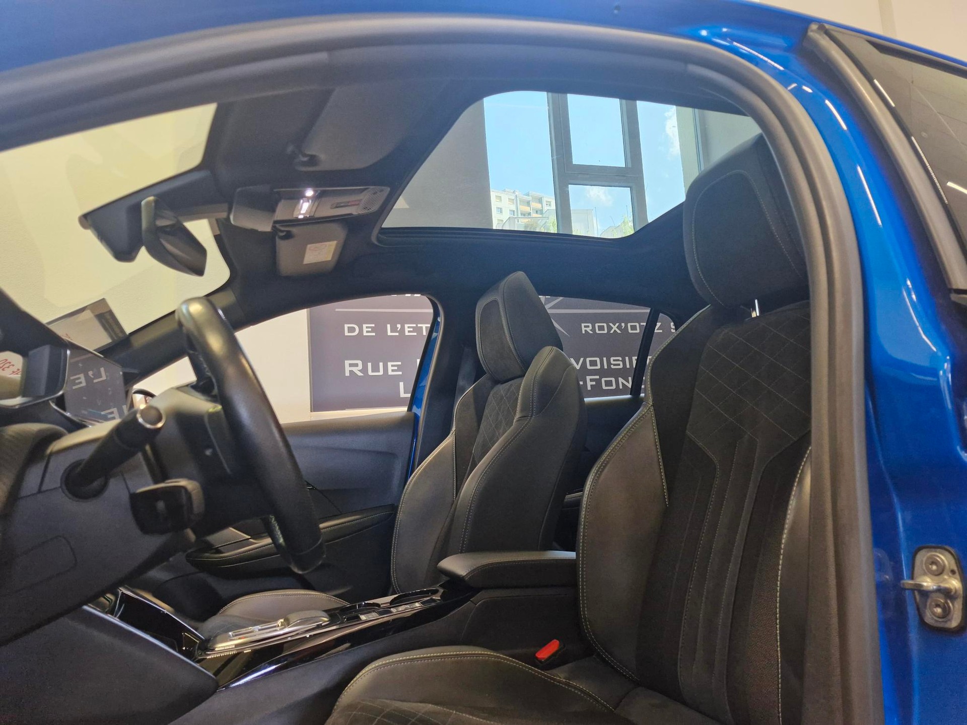 PEUGEOT 208 Elektrik GT Pack-image-6