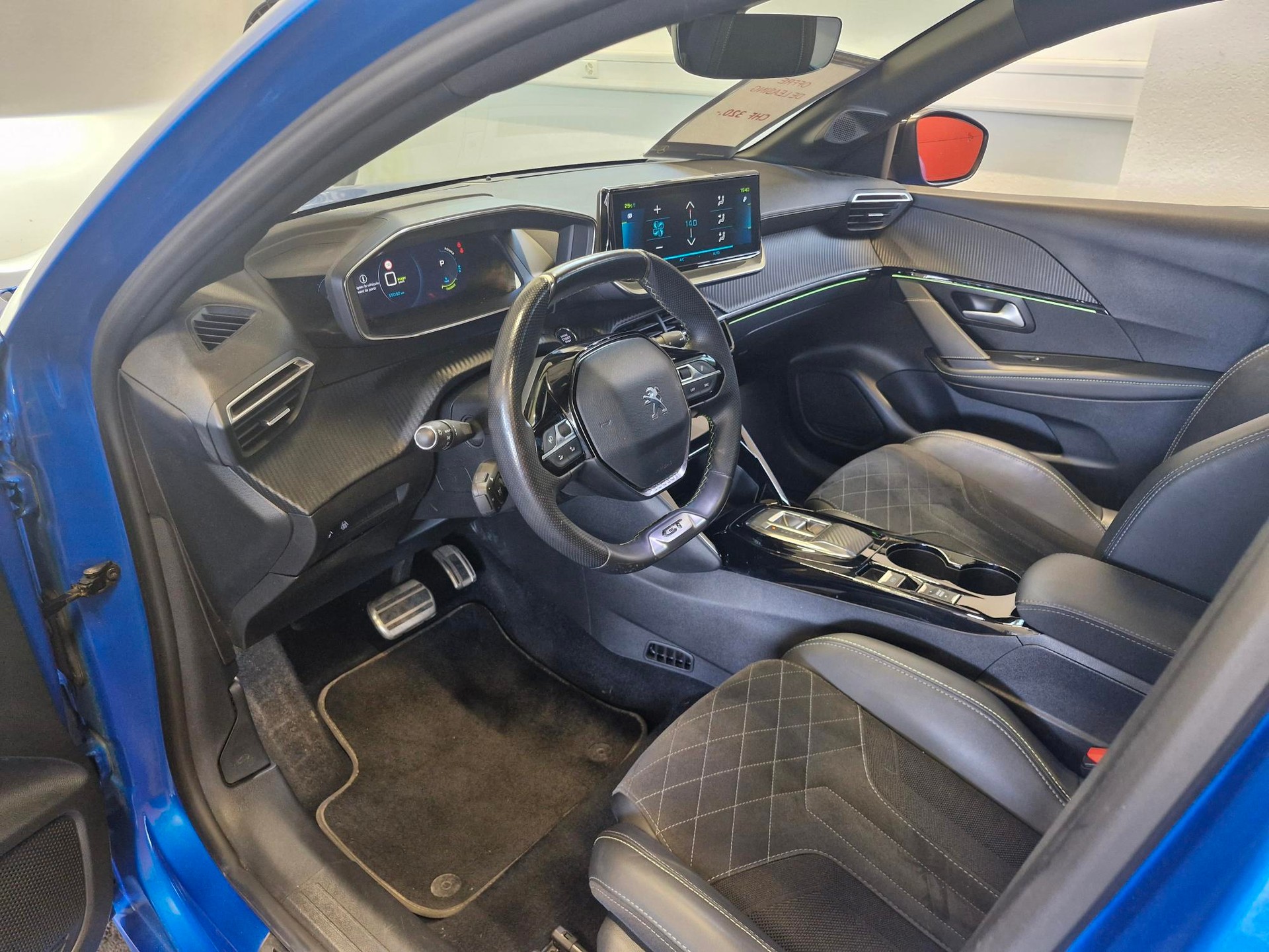 PEUGEOT 208 Elektrik GT Pack-image-5