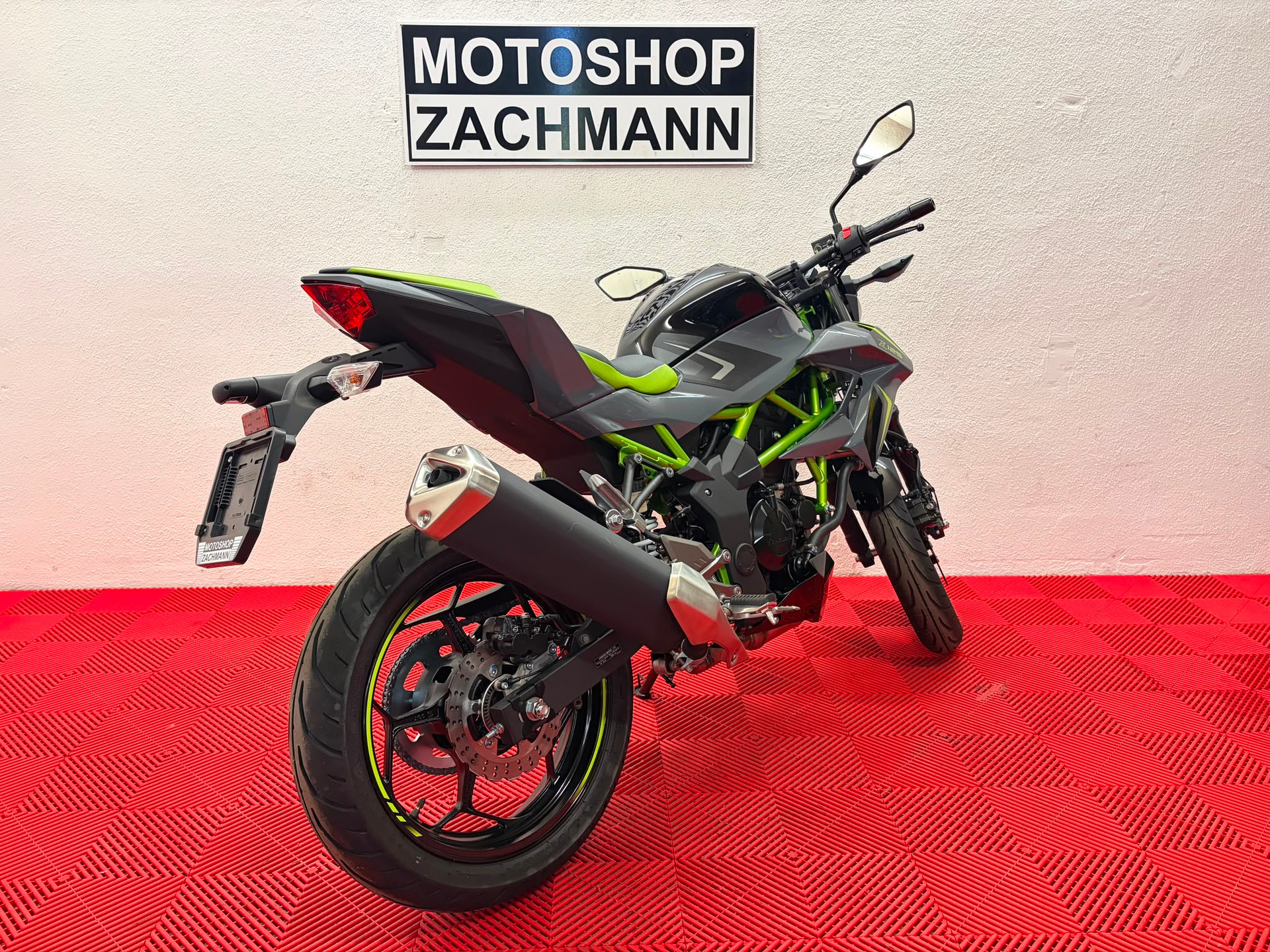 KAWASAKI Z 125-image-5